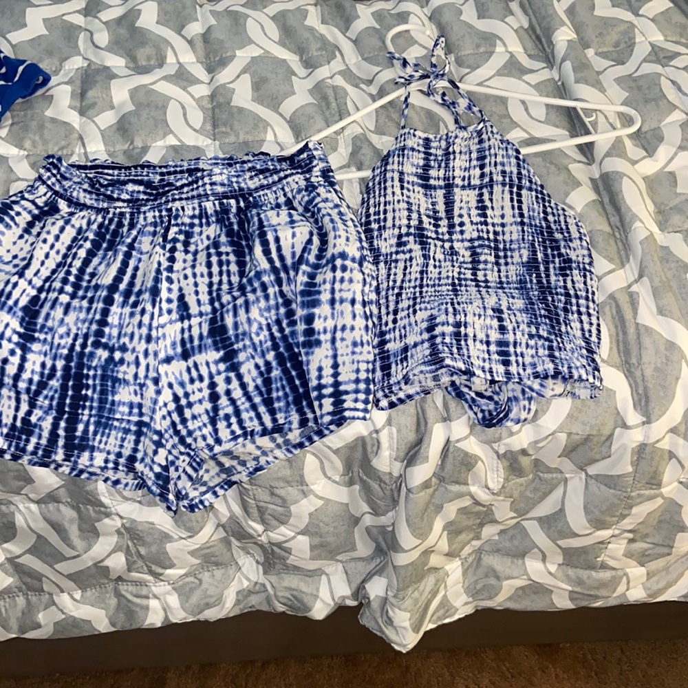 Garage tie dye matching set